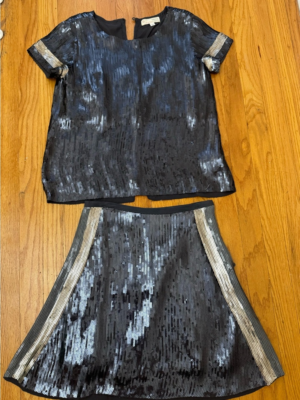 Women Sequin Two-Piece Top & Skirt Set - Silver-Black